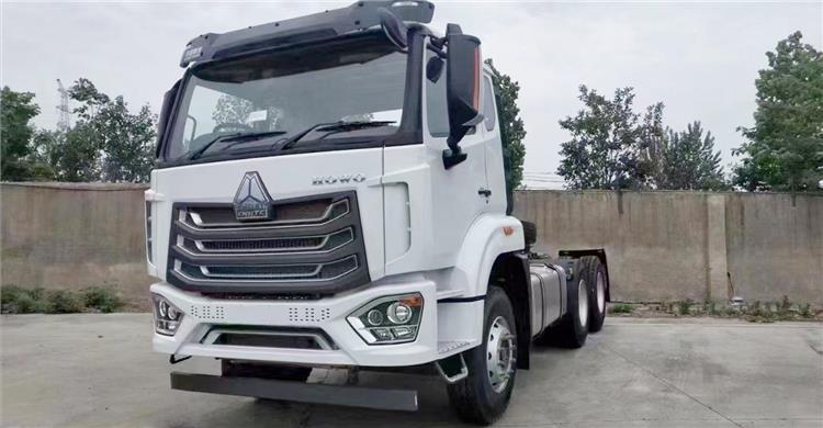 Sinotruk New Type Howo Tractor Truck for Sale in Jamaica