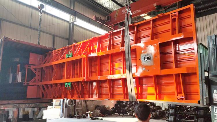Tri Axle Flat Deck Trailer for Sale in Jamaica