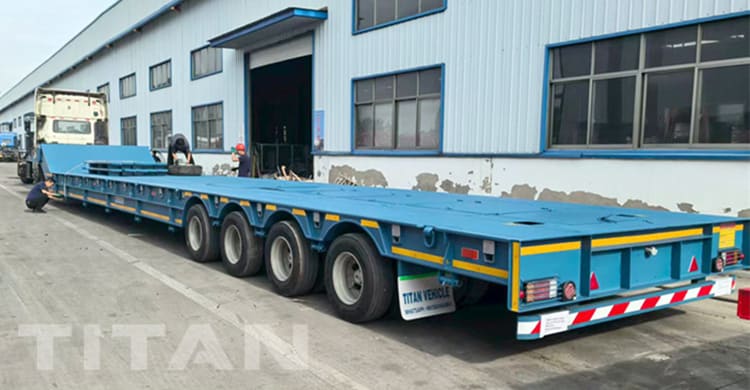 Folding Gooseneck Trailer for Sale in Jamaica