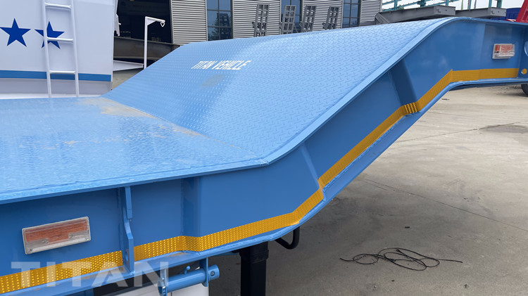 4 Axle Low Loader Truck for Sale in Jamaica