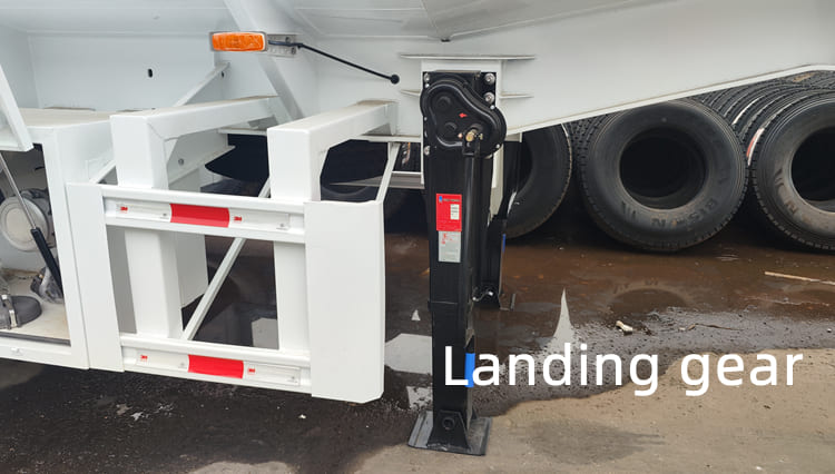 4 Axle Fuel Tanker Trailer for Sale in Saudi Arabia