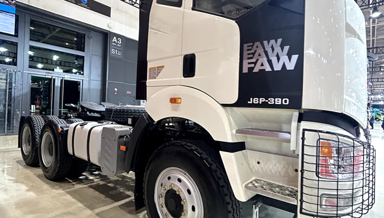 Faw J6P 6x4 Used Trucks for Sale in Jamaica